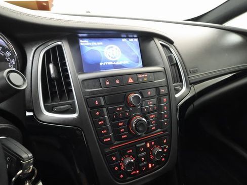 Used 2019 Buick Cascada Premium image 13