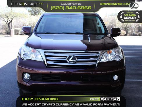 Used 2011 Lexus GX 460 w/ Convenience Pkg image 2