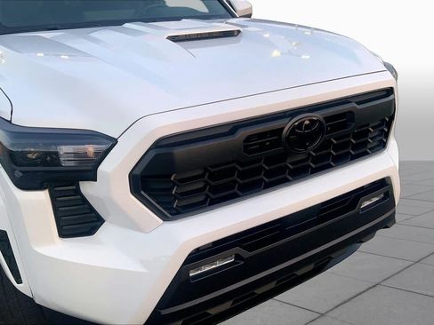 Used 2024 Toyota Tacoma TRD Sport RWD image 27