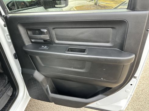 Used 2024 RAM 3500 Tradesman w/ Chrome Appearance Group image 16