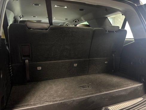 Used 2020 Chevrolet Tahoe LT RWD image 5