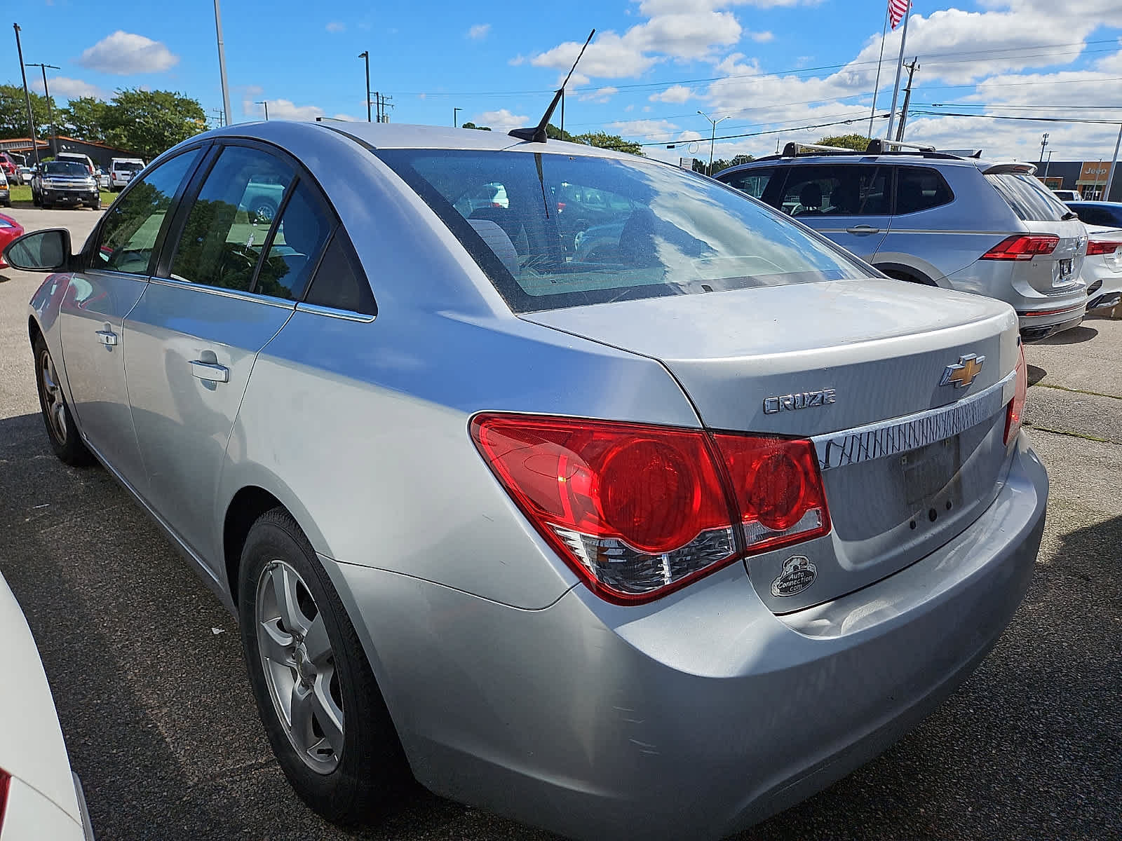 Used 2014 Chevrolet Cruze LT FWD image 4