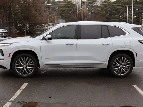 New 2026 Buick Enclave Avenir w/ Super Cruise Package image 5