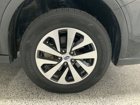 Used 2022 Subaru Outback Premium w/ Popular Package #1 image 13