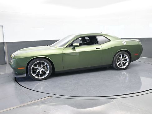 Used 2021 Dodge Challenger GT image 2