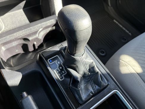 Used 2020 Toyota Tacoma SR image 18