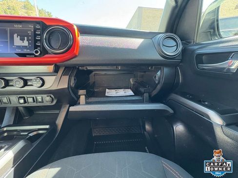 Used 2020 Toyota Tacoma TRD Off-Road AWD/4WD image 24