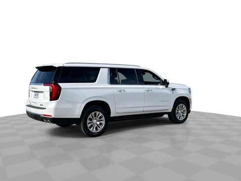 Used 2025 GMC Yukon XL Denali image 8