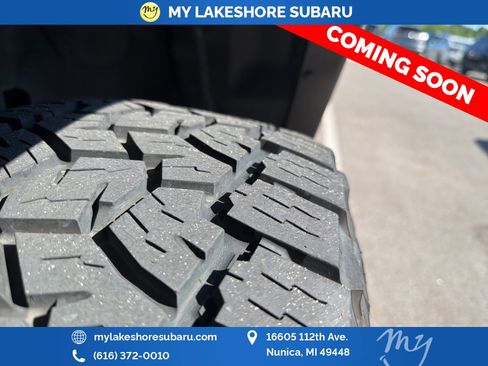 Used 2012 Ford F150 Raptor w/ Raptor Luxury Pkg AWD/4WD image 17