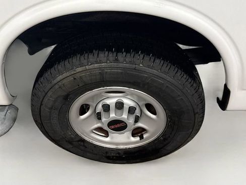 Used 2019 GMC Savana 2500 Work Van w/ Driver Convenience Package image 27