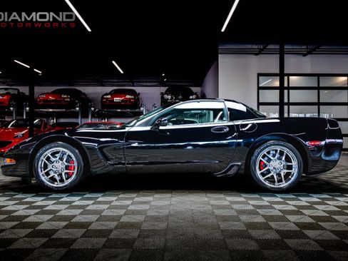 Used 2003 Chevrolet Corvette Z06 w/ Memory Package, 3 Drivers image 11