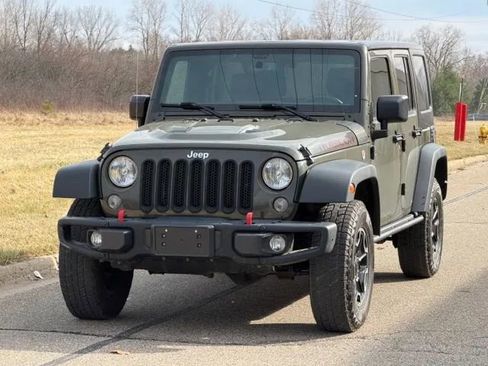 Used 2016 Jeep Wrangler Unlimited Rubicon image 30
