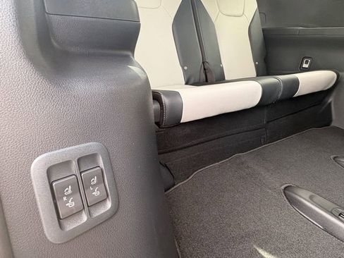 New 2026 Lexus TX 500h AWD image 23
