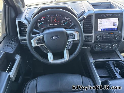 Used 2020 Ford F350 Lariat image 28