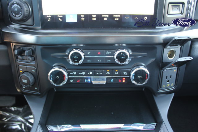 New 2026 Ford F250 Lariat w/ Black Appearance Package AWD/4WD image 15