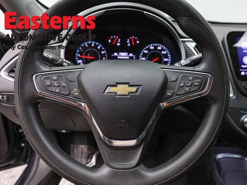 Used 2023 Chevrolet Malibu LT FWD image 10