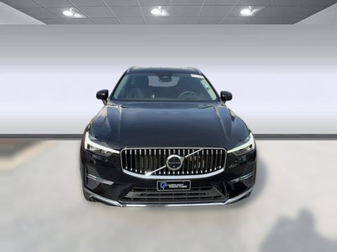 Certified 2022 Volvo XC60 B5 Inscription w/ Advanced Package image 6