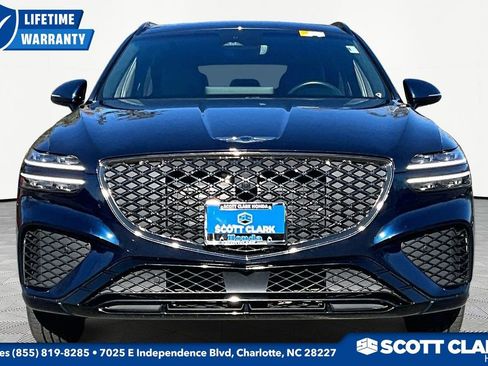 Used 2023 Genesis GV70 3.5T Sport w/ Sport Advanced Package image 2