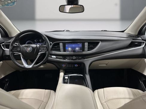 Used 2023 Buick Enclave Essence w/ Experience Buick Package FWD image 18