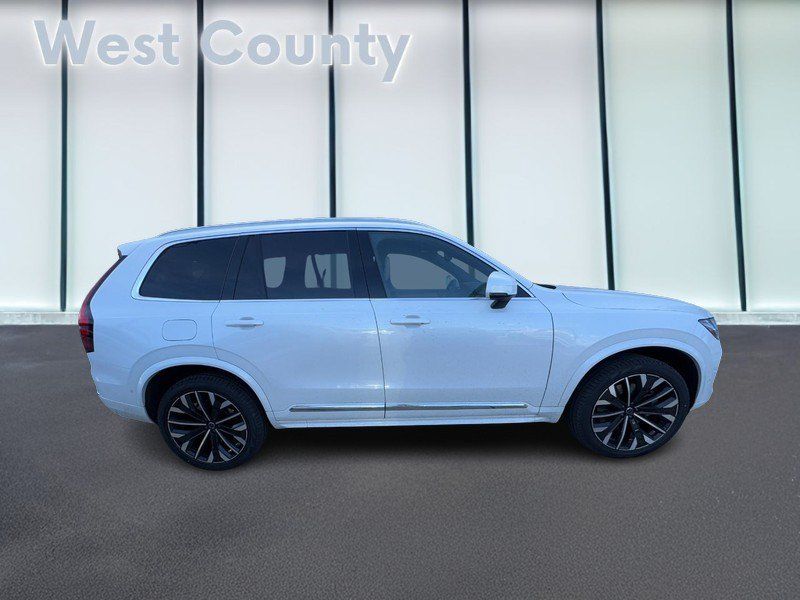 New 2026 Volvo XC90 T8 Plus w/ Protection Package Premier AWD/4WD image 2