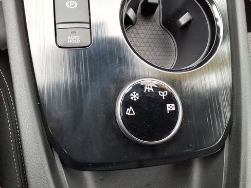 Certified 2023 Nissan Rogue SV image 21