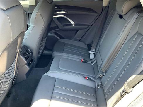 Certified 2025 Audi Q5 Premium Plus w/ Premium Plus image 17