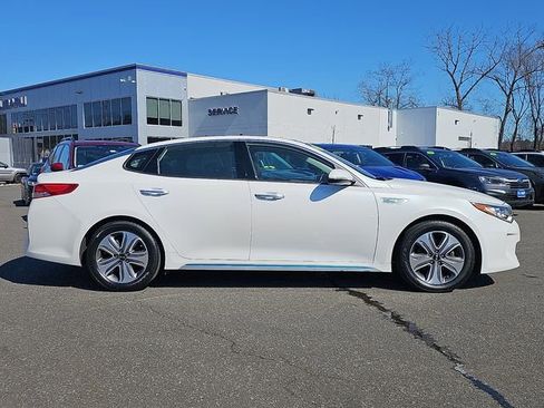 Used 2017 Kia Optima EX w/ Technology Package image 7