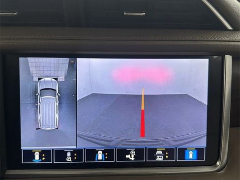 Used 2021 GMC Yukon XL Denali w/ LPO, Illumination Package image 24