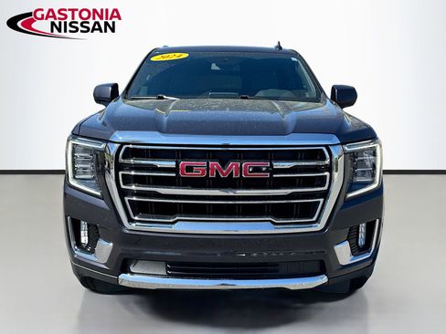 Used 2024 GMC Yukon SLT RWD image 2