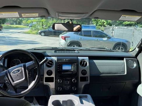Used 2013 Ford F150 XLT w/ Mid Equipment Group AWD/4WD image 12