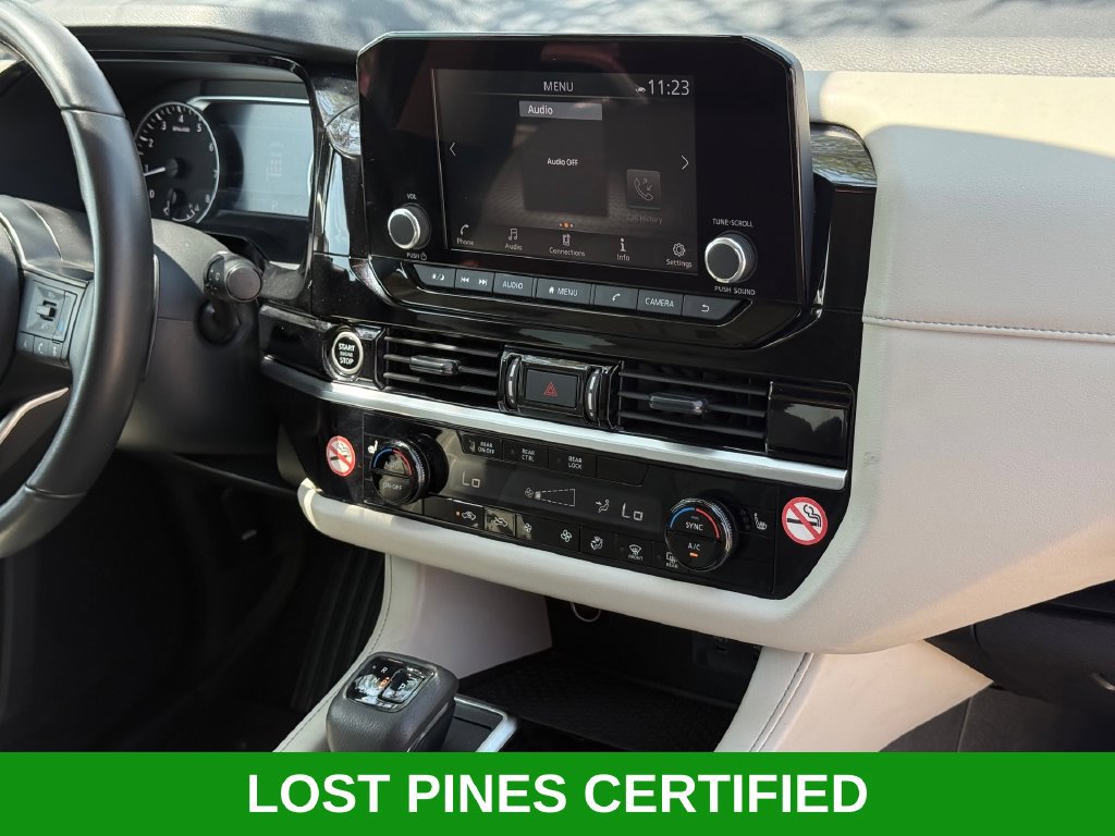 Used 2024 Nissan Pathfinder SV FWD image 28