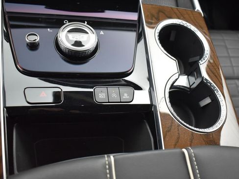 Certified 2025 Cadillac Escalade Sport Platinum image 21