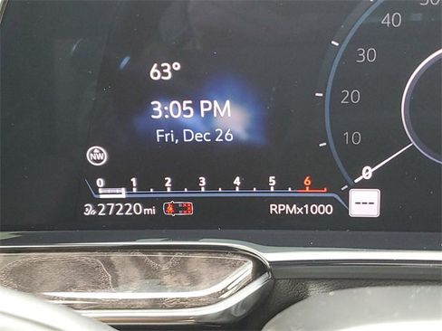 Certified 2023 Cadillac Escalade ESV Premium Luxury w/ Performance Package image 16