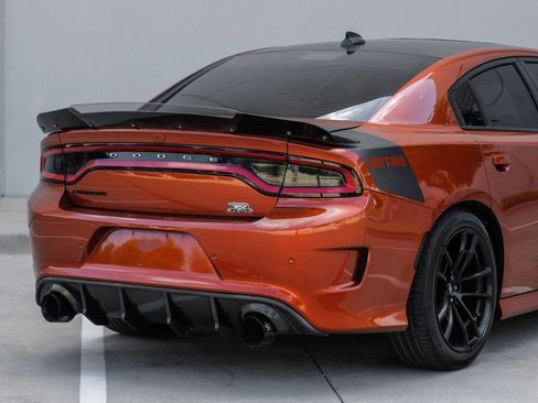 Used 2021 Dodge Charger Scat Pack w/ Daytona Edition Group RWD image 13
