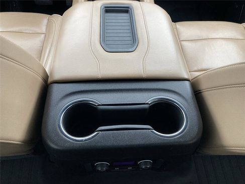 Used 2021 Chevrolet Tahoe Premier image 27