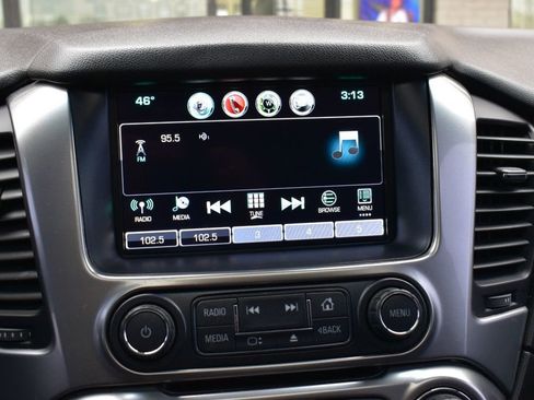 Used 2018 Chevrolet Suburban LT image 39