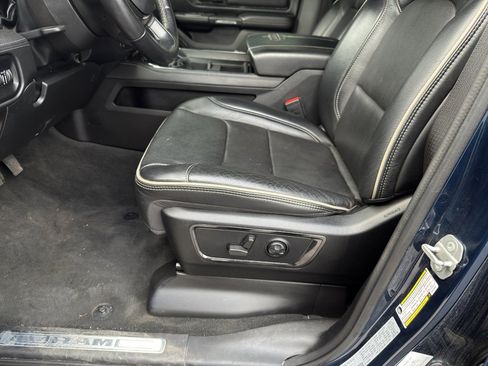 Used 2022 RAM 1500 Limited w/ Body-Colour Bumper Group image 14
