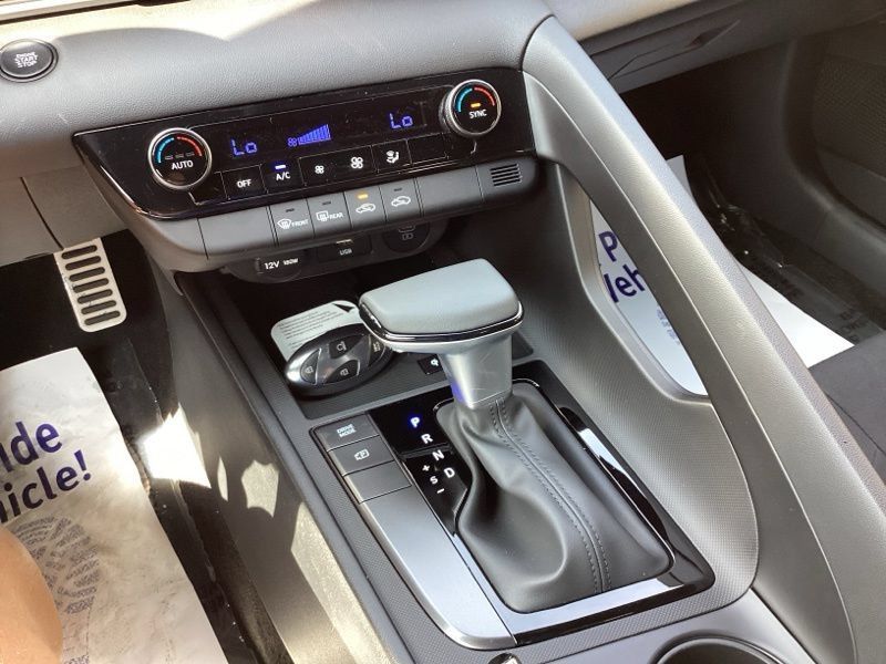 New 2026 Hyundai Elantra Sport FWD image 24