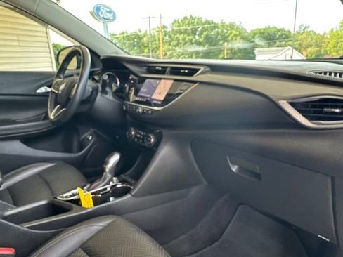 Used 2020 Buick Encore GX Essence w/ Experience Buick Package AWD/4WD image 25