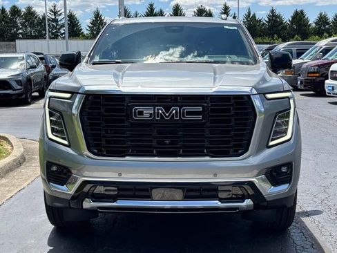 New 2026 GMC Yukon Denali w/ Denali Reserve Package AWD/4WD image 18
