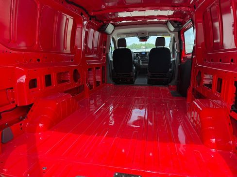 Used 2025 Ford Transit 250 Low Roof RWD image 7