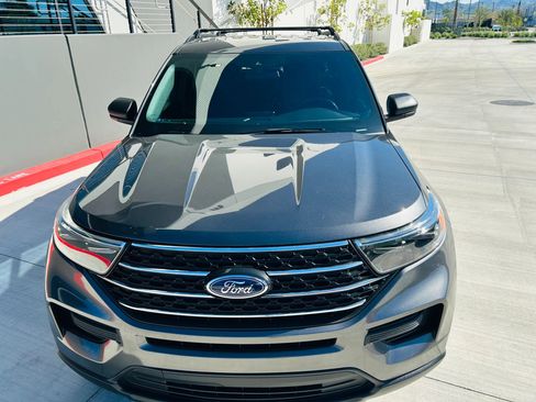 Used 2020 Ford Explorer XLT image 5