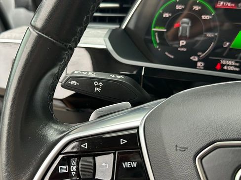 Used 2024 Audi Q8 e-tron Premium Plus w/ Premium Plus Package image 50