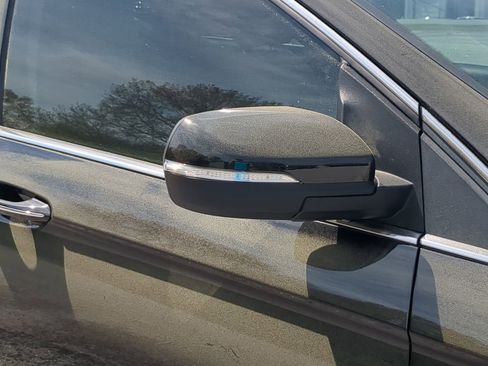 Used 2020 Ford Edge Titanium image 10