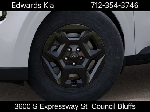 New 2027 Kia Carnival LX FWD image 11