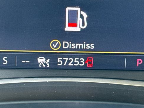 Used 2020 GMC Terrain SLE w/ Driver Convenience Package image 29