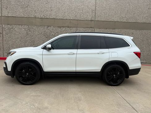 Used 2021 Honda Pilot Special Edition image 3