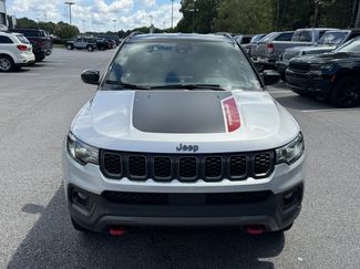 Used 2025 Jeep Compass Trailhawk AWD/4WD video 2