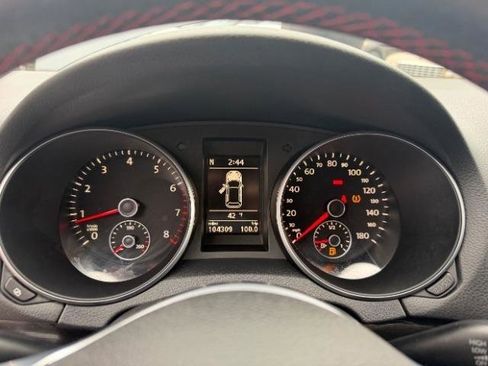 Used 2010 Volkswagen GTI 2-Door image 18