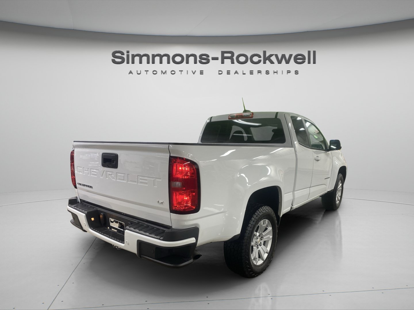 Used 2022 Chevrolet Colorado LT w/ Fleet Safety Package RWD image 5